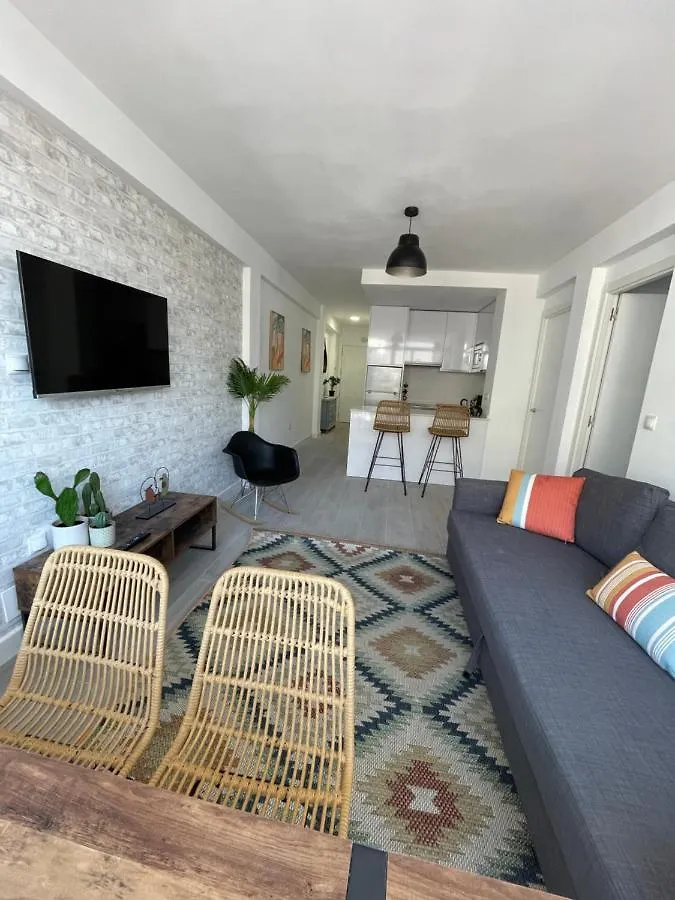 Luminoso Apartamento Recien Reformado Malaga Spain