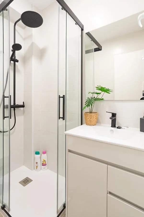 Luminoso Apartamento Recien Reformado Malaga Apartment